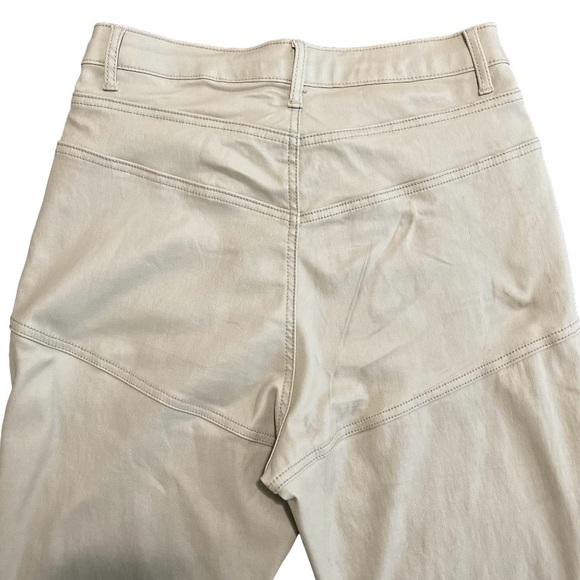 Pretty Little Thing Stone Hourglass Coated Skinny Jeans - Picture 4 of 9